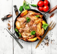 Braised Chicken with Green Peppers and Tomatoes