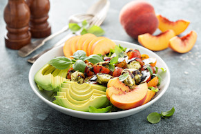 Spicy Peach (or Nectarine) and Avocado Salad